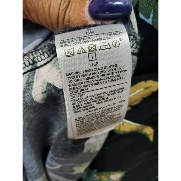 Old Navy Women's Blue Floral 100%Rayon V-Neck Strappy Long Maxi Dress Size Small - Picture 9 of 10